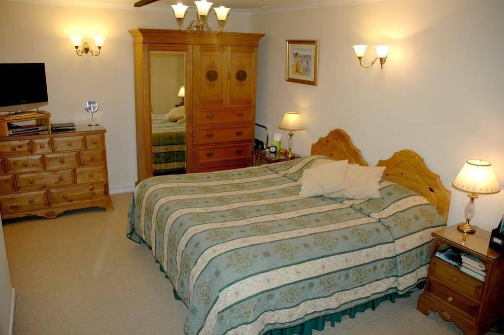 Coach House Cottage Bournemouth Exteriör bild
